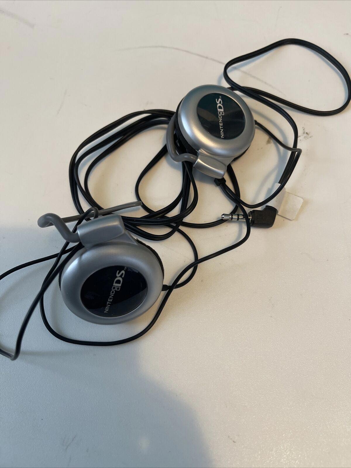 Nintendo DS Headset Original Black/Grey. Earphones w/ ear clips (5)