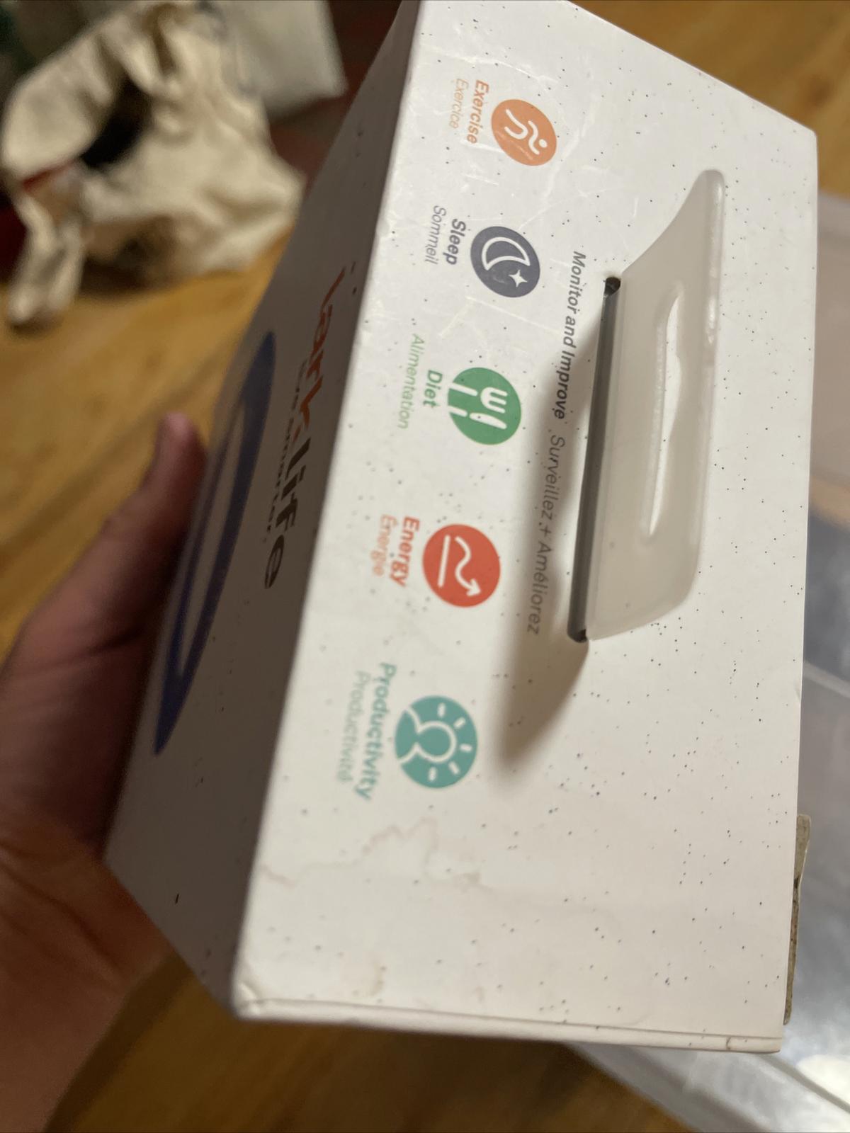 lark life , live smarter.      (19)