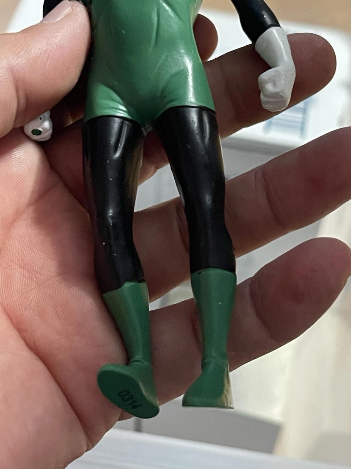 DC COMICS Green Lantern Bendy Action Figure Toy 5.5 Inch Tall Very Good Conditio