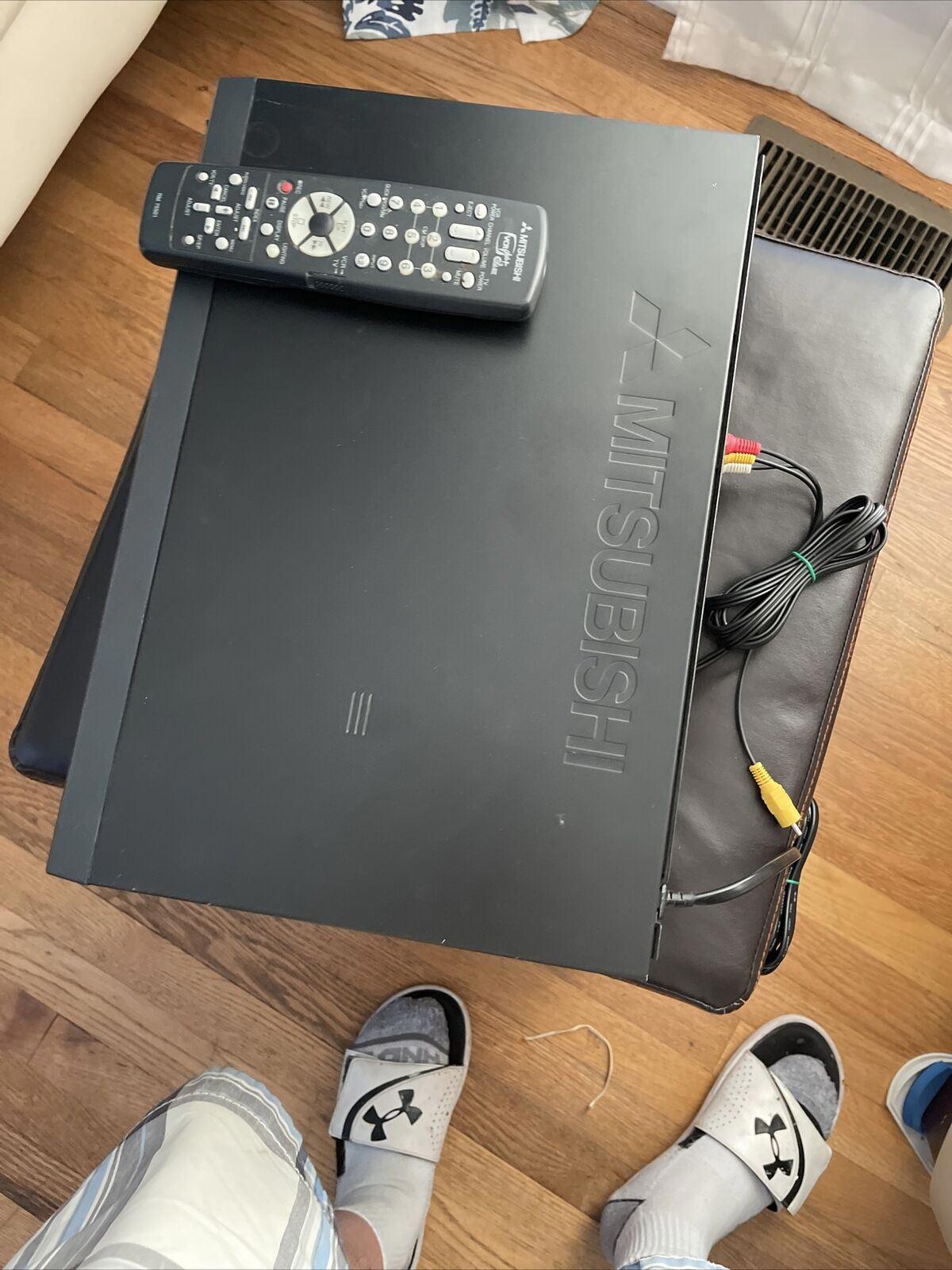 mitsubishi vintage vcr model HS-U577
