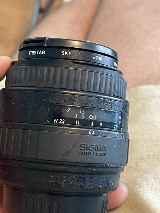 Sigma DL Zoom 35-80mm f/4-5.6 Multi-Coated Ø52 Zoom Lens