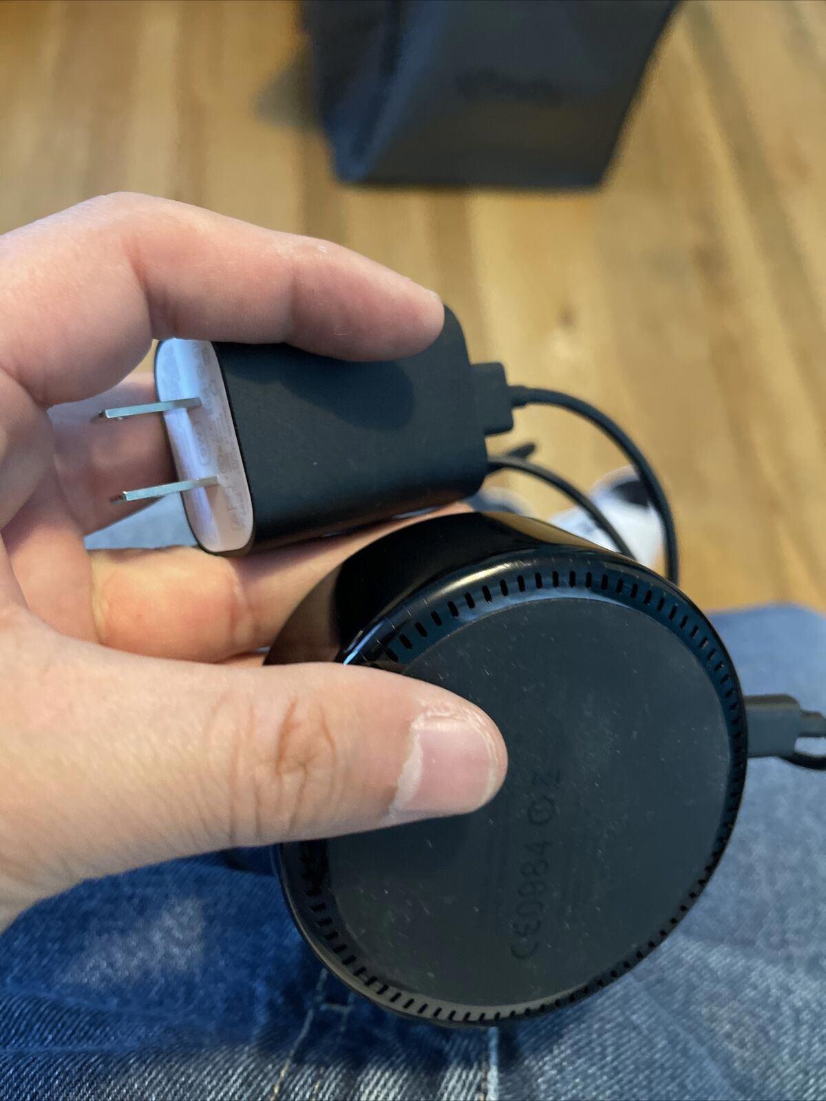 Amazon Echo Dot Model RS03QR 