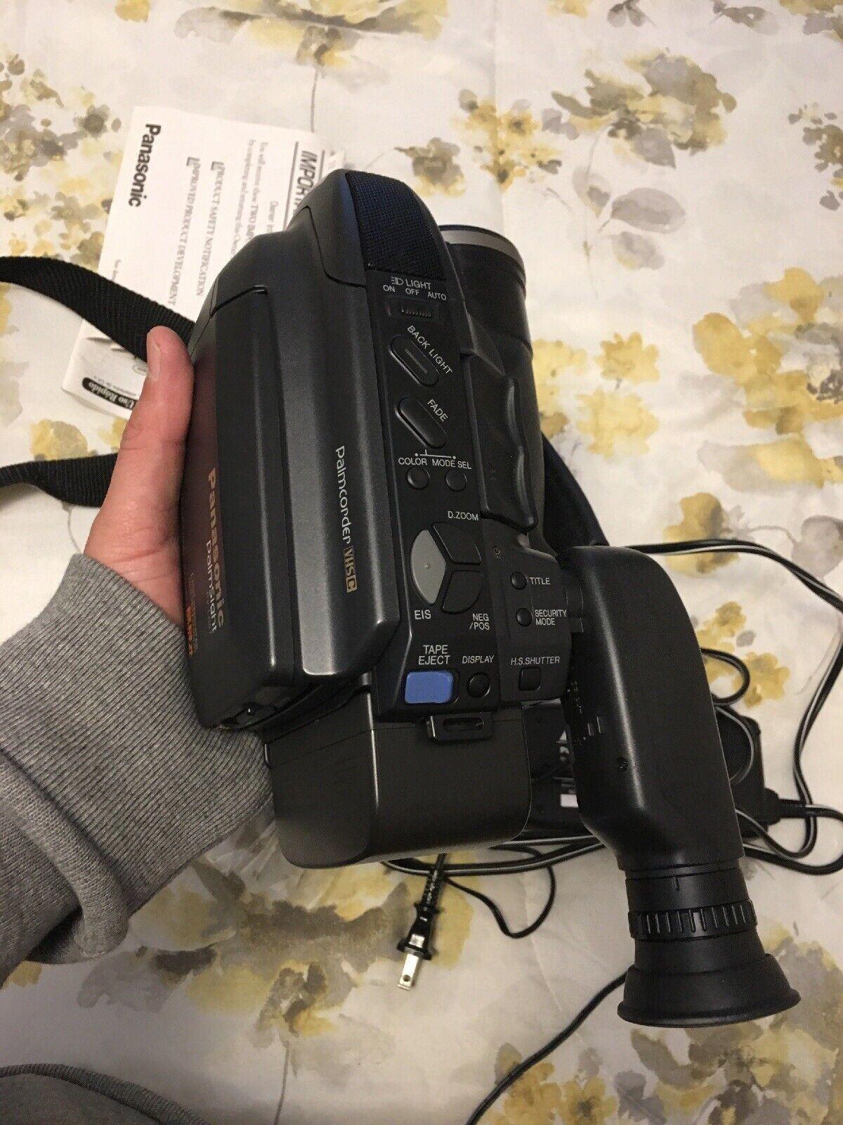 Panasonic Palmcorder PalmSight Camcorder PV-L657D with Manual in Case