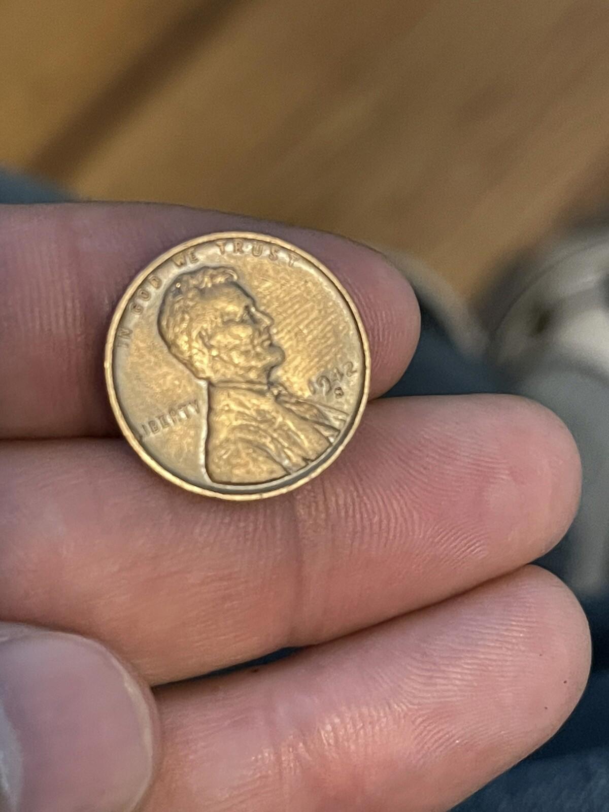 x2 one cent penny’s  1942 , 1945