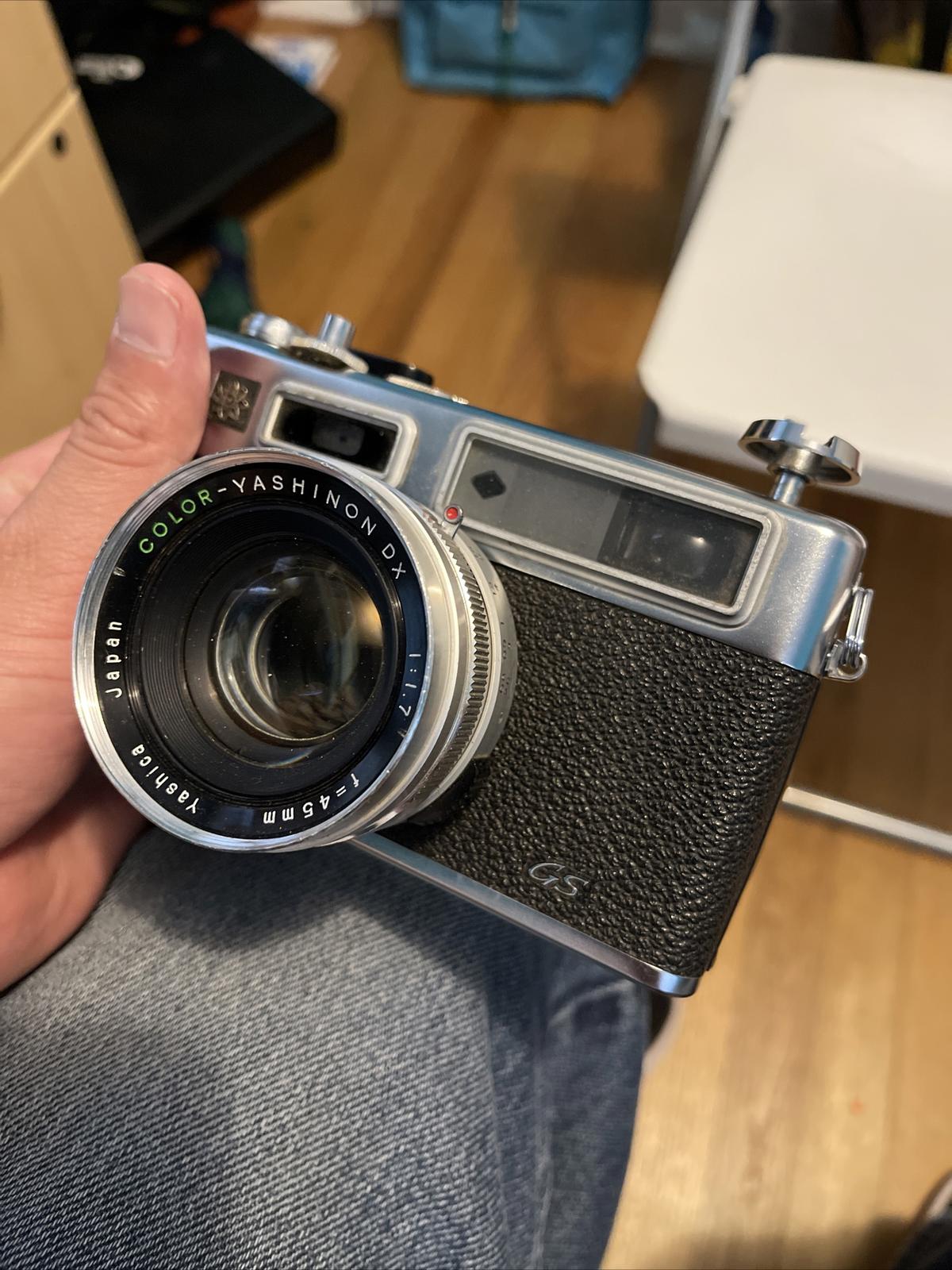 Yashica Electro 35 GSN Rangefinder Film Camera 45mm f/1.7 Japan  Untested (1)