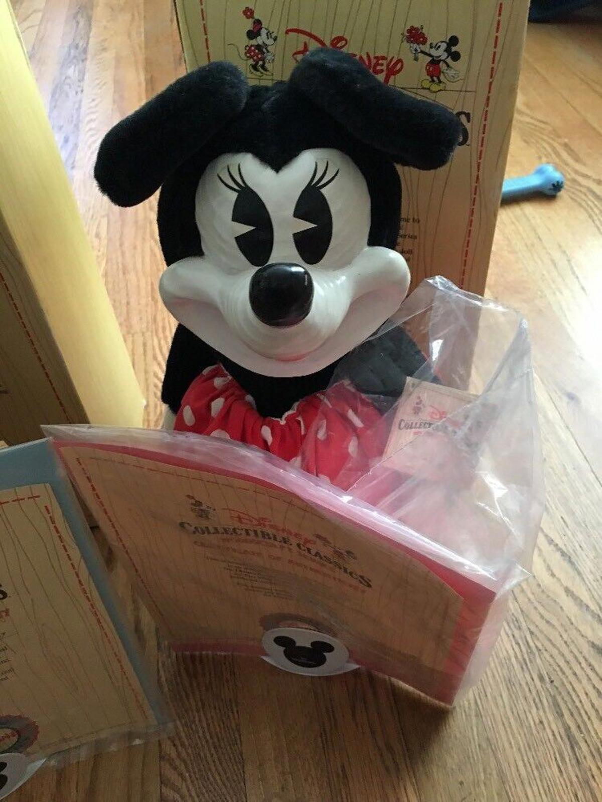 Mickey + Minnie Mouse Disney Collectible Classics Woodsculpt Series By Applause