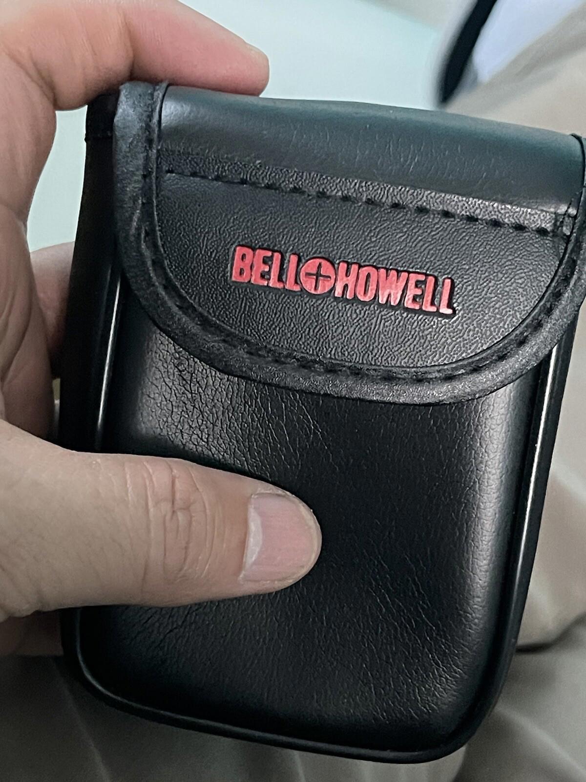 BELL & HOWELL Point And Shoot 35MM Film Camera "Focus Free"  28MM Lens With Case