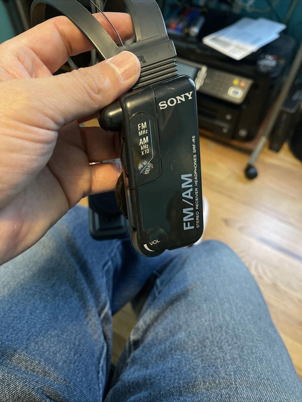 Vintage Sony SRF-R5 Stereo Receiver Headphones Works (4)