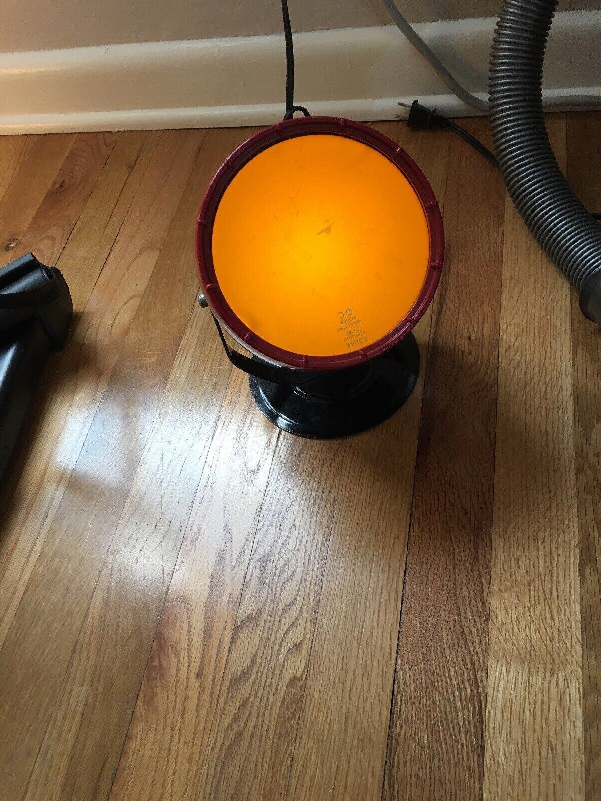 KODAK Adjustable SafeLight Lamp For Dark Room With Filter X2