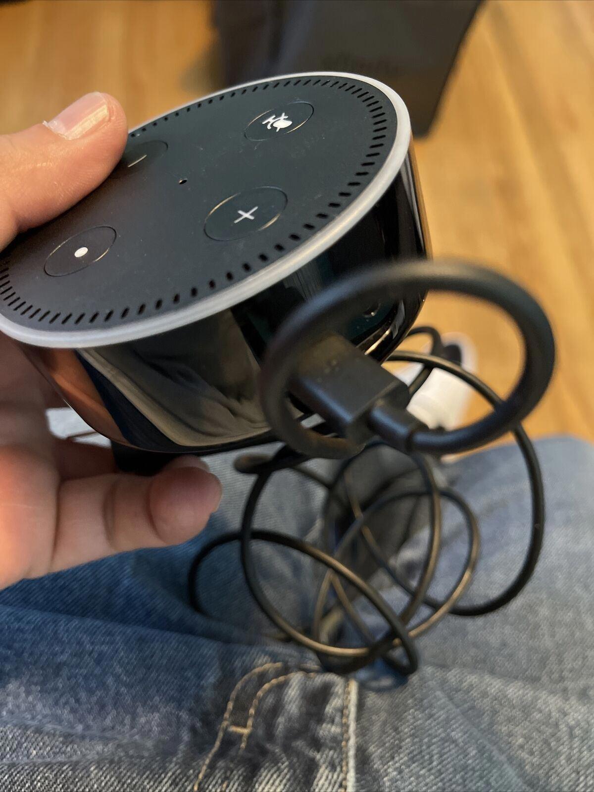 Amazon Echo Dot Model RS03QR 