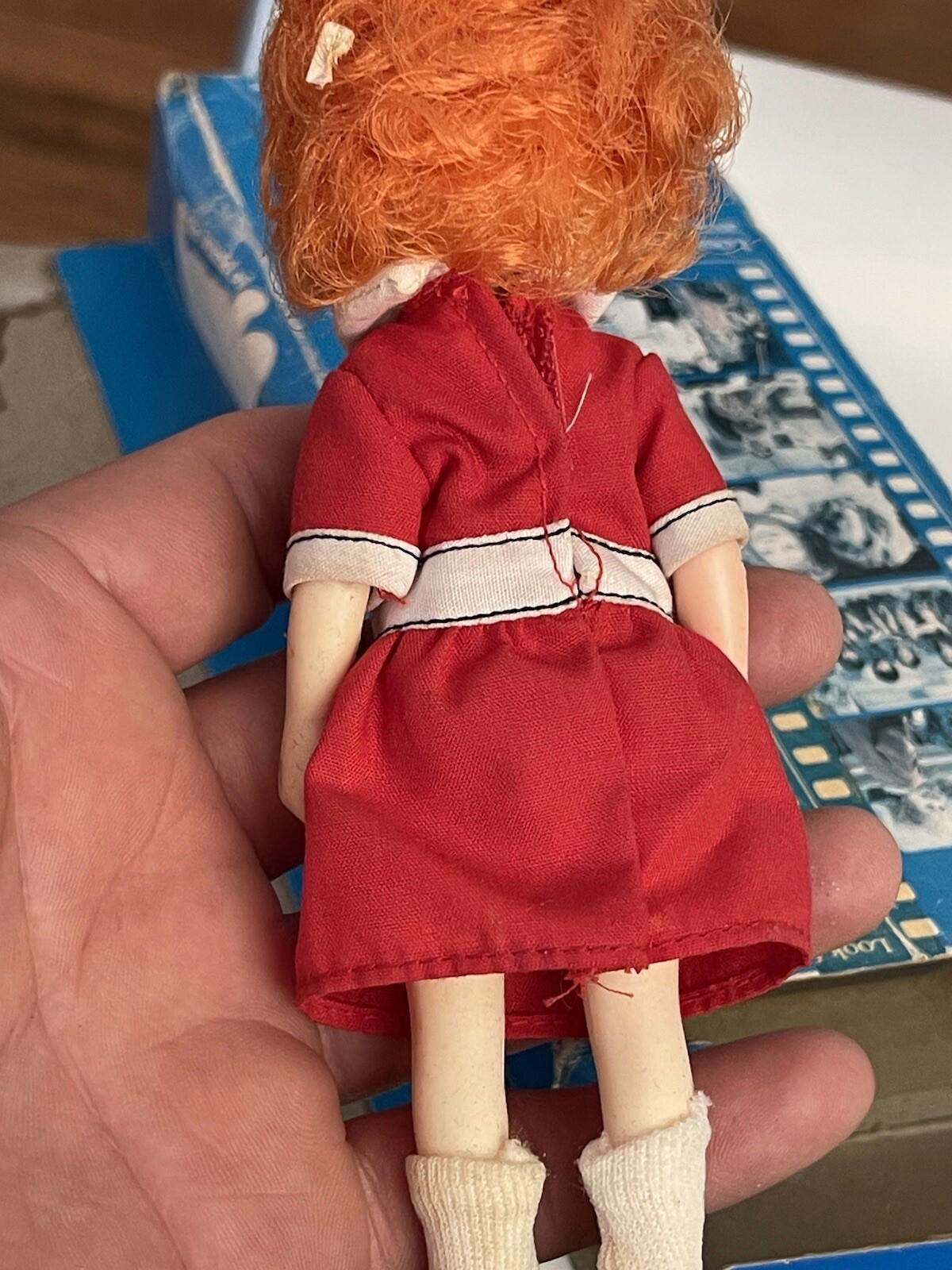 Vintage 1982 The World of Annie Annie kid  6" Doll  Knickerbocker #3856 w box